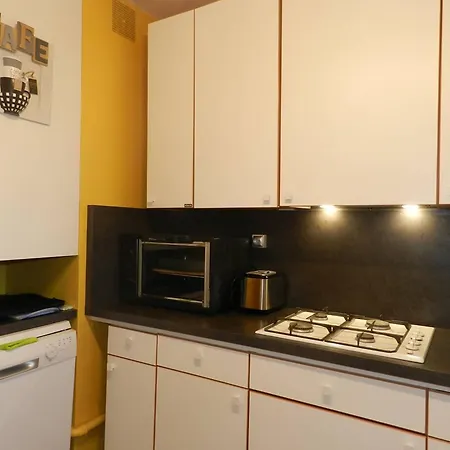 Apartment T3 Avec Parking Et Vue A - Fr-1-251-712